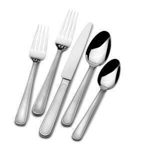 Veramar 20 Piece Flatware Set. Service for 4